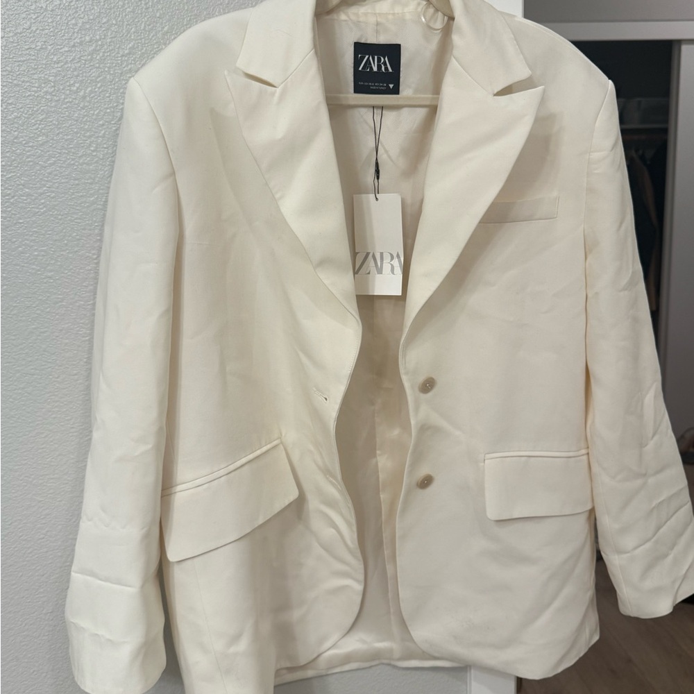 Zara Women's Cream Blazer
